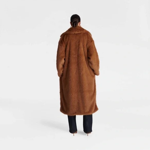KBB by KAHLANA Women's 'The
Oversized Faux Fur Trench Coat' - Teddy Brown Large - Picture 2 of 8